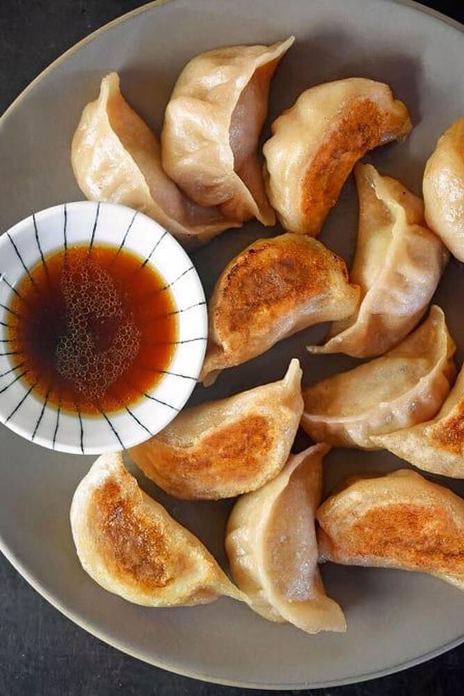 4. Pot Stickers (8)