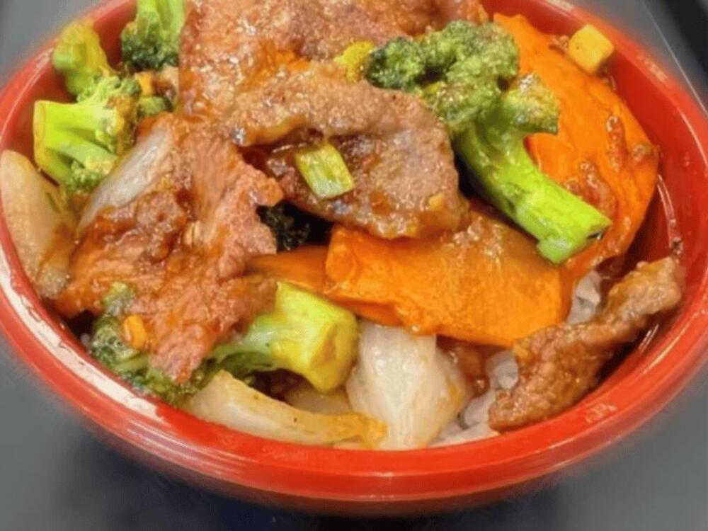 B5. Beef Broccoli Bowl